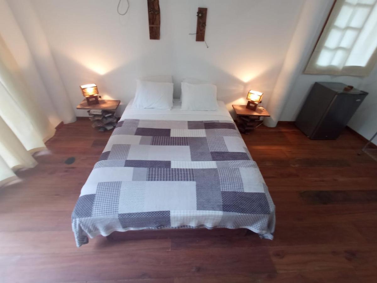 La Luciernaga Big Creek Bed & Breakfast Bocas del Toro Exterior photo