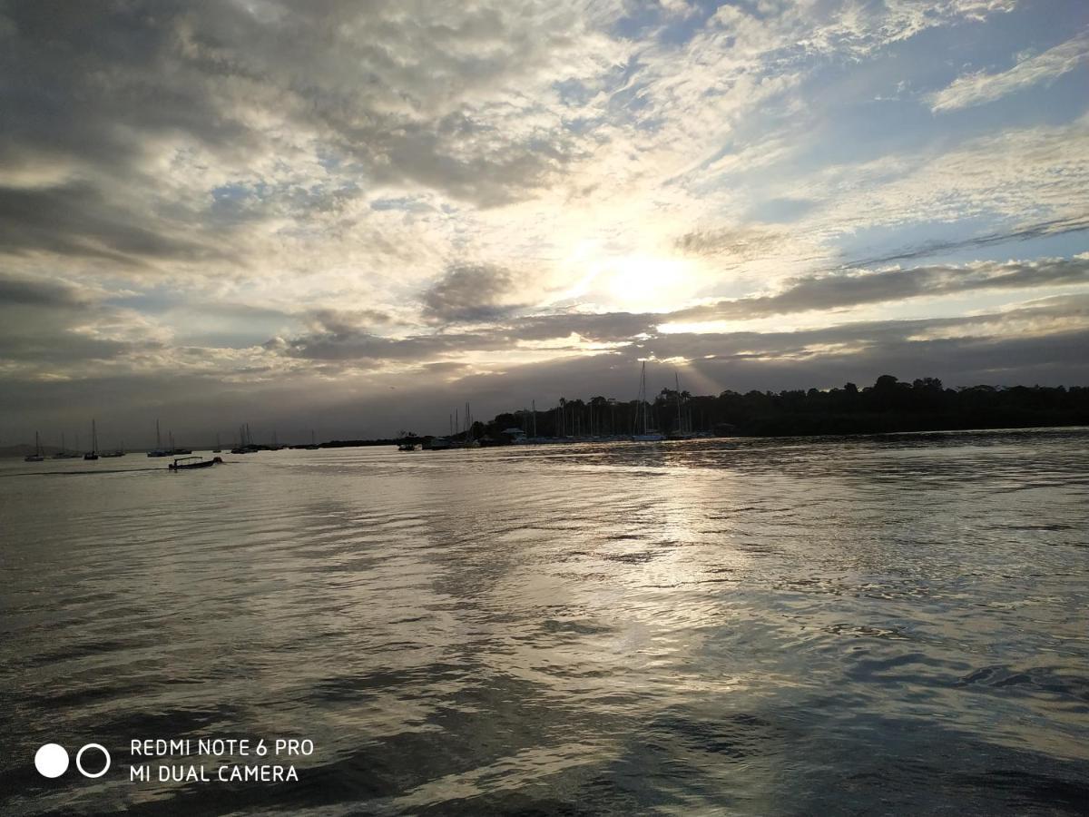 La Luciernaga Big Creek Bed & Breakfast Bocas del Toro Exterior photo